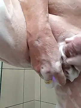 Snapshot of ice717 chatting on 01.11.26 ice717 online show from 01.11.26