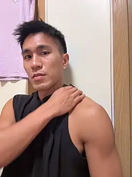 gooodboiii online show from 10.17.25