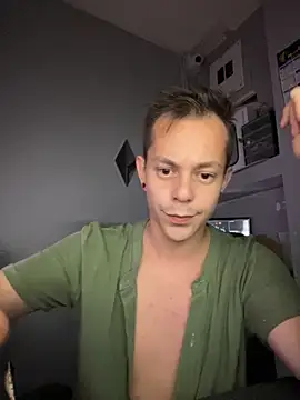 Snapshot of dimitryivanovv chatting on 10.12.25 dimitryivanovv online show from 10.12.25