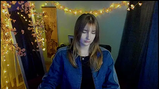 Snapshot of NeyliDream chatting on 02.24.26 NeyliDream online show from 02.24.26