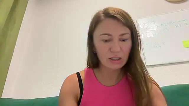 Caliraa online show from 07.10.26