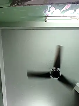 Snapshot of cuteeepriya chatting on 10.26.25 cuteeepriya online show from 10.26.25