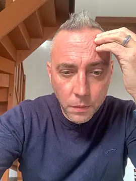 Snapshot of Marronglace1 chatting on 10.01.25 Marronglace1 online show from 10.01.25