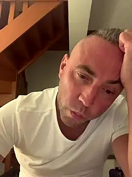 Snapshot of Marronglace1 chatting on 10.01.25 Marronglace1 online show from 10.01.25