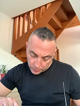 Snapshot of Marronglace1 chatting on 11.04.25 Marronglace1 online show from 11.04.25