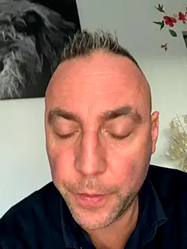 Snapshot of Marronglace1 chatting on 11.28.25 Marronglace1 online show from 11.28.25