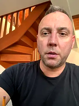 Snapshot of Marronglace1 chatting on 12.15.25 Marronglace1 online show from 12.15.25