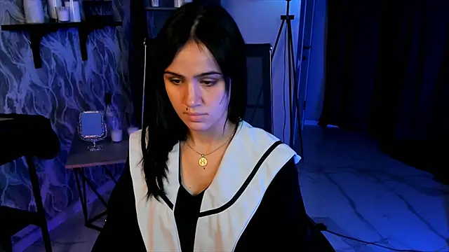 MonicaFarmer online show from 09.21.25