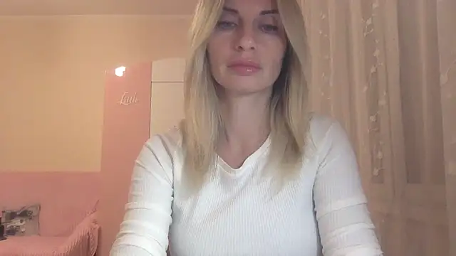 KarelliaStar online show from 10.12.25