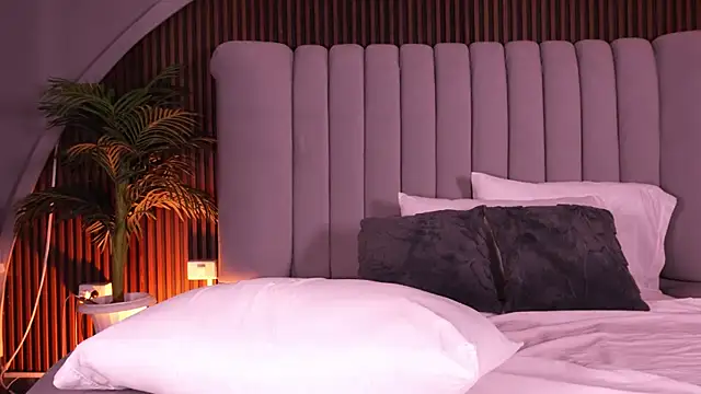 Isabellax21 online show from 03.12.26