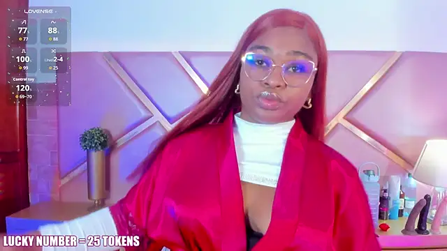 SophieSinclair online show from 04.22.26