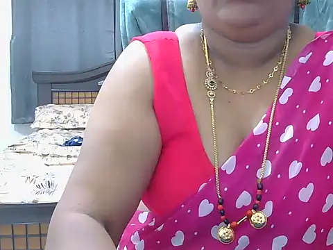 Snapshot of Nisha-telugu chatting on 04.27.26 Nisha-telugu online show from 04.27.26