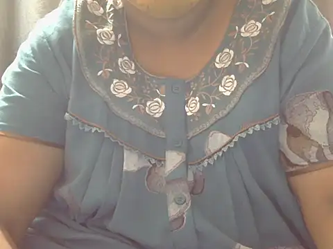 Snapshot of Nisha-telugu chatting on 05.18.26 Nisha-telugu online show from 05.18.26