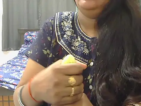 Snapshot of Nisha-telugu chatting on 05.20.26 Nisha-telugu online show from 05.20.26