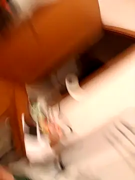 Snapshot of Ara29 chatting on 10.30.25 Ara29 online show from 10.30.25