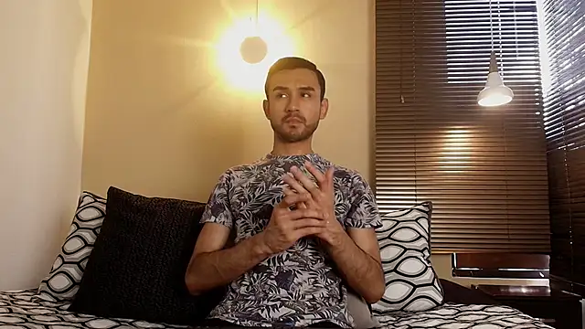 Axel Moon S online show from 11.21.25