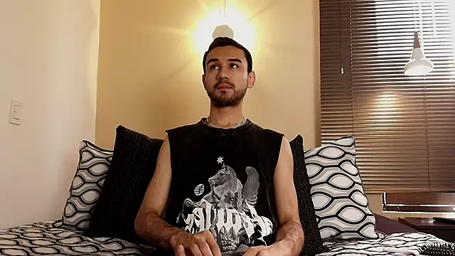 Axel Moon S online show from 11.22.25