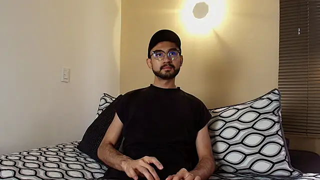 Axel Moon S online show from 12.16.25