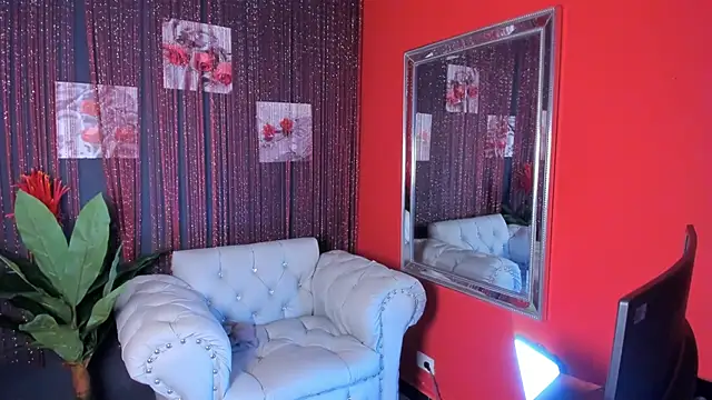 Snapshot of big-tyler chatting on 11.13.25 big-tyler online show from 11.13.25