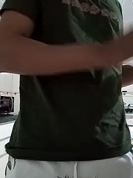 Snapshot of Carraraputo chatting on 09.14.25 Carraraputo online show from 09.14.25