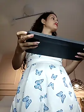 ArielBlossom    online show from 03.14.26