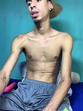 Snapshot of Alexx_1214 chatting on 09.22.25 Alexx 1214 online show from 09.22.25