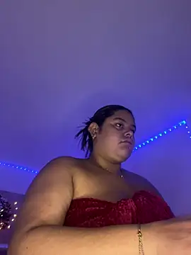 Snapshot of Anabelle_00_ chatting on 05.27.26 Anabelle 00 online show from 05.27.26