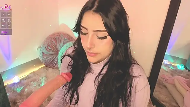 ashlynnlowe  online show from 11.02.25