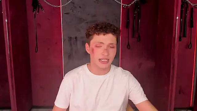 Snapshot of JonnyDarka chatting on 10.19.25 JonnyDarka online show from 10.19.25