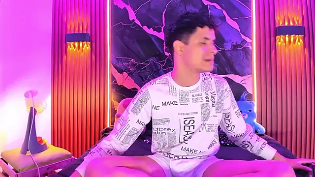 Lucky boys  X online show from 02.09.26