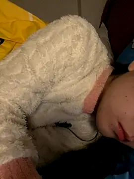 Snapshot of ruiki666 chatting on 10.29.25 ruiki666 online show from 10.29.25