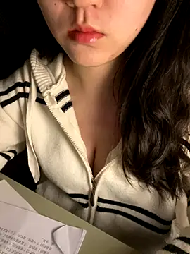 Snapshot of ruiki666 chatting on 10.31.25 ruiki666 online show from 10.31.25