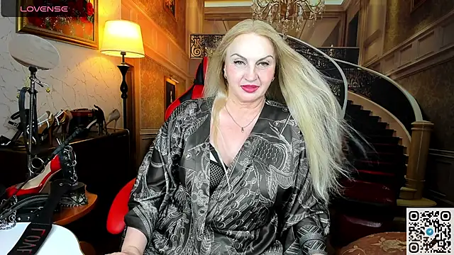Nina Devillle online show from 07.26.26