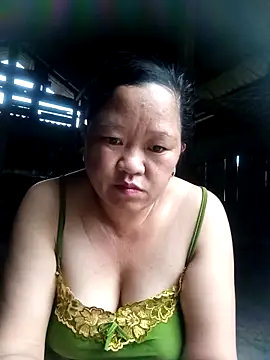 riso-00 online show from 11.10.25