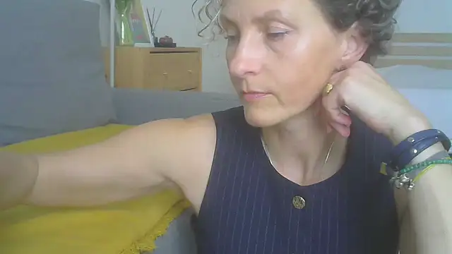 Sylira online show from 07.25.26