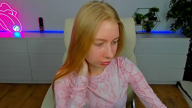 Alina Blonde online show from 03.07.26