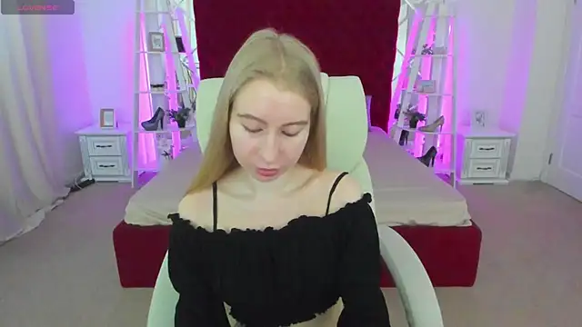 Alina Blonde online show from 06.07.26