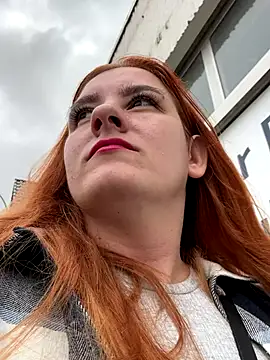 Snapshot of Anastasia2027 chatting on 09.27.25 Anastasia2027 online show from 09.27.25