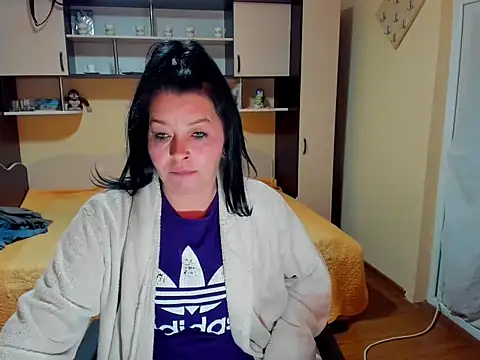 Soffy Skye online show from 04.27.26