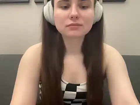 Olyshaa online show from 07.26.26