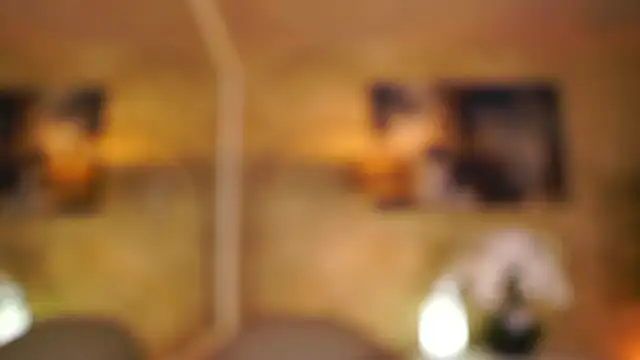 YuliaDesirevska online show from 10.25.25