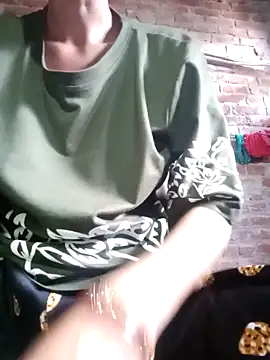 Snapshot of Hotcp6 chatting on 09.28.25 Hotcp6 online show from 09.28.25