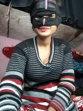 Snapshot of Hotcp6 chatting on 12.16.25 Hotcp6 online show from 12.16.25