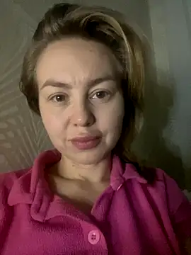 Snapshot of MartaLuna_ chatting on 12.03.25 MartaLuna online show from 12.03.25