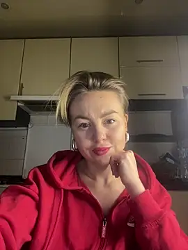 MartaLuna  online show from 02.05.26