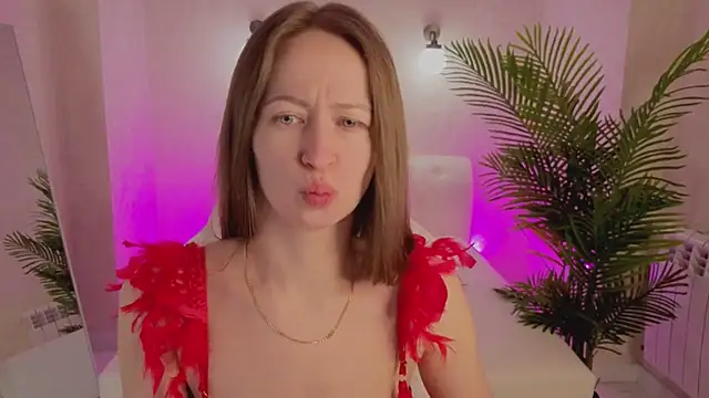 Snapshot of bella_li__ chatting on 01.14.26 bella li online show from 01.14.26