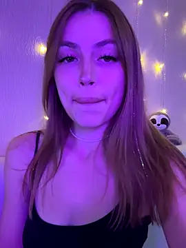 Elizabeth Tay online show from 10.30.25