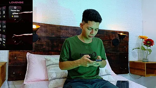 JhosuaVega online show from 10.04.25