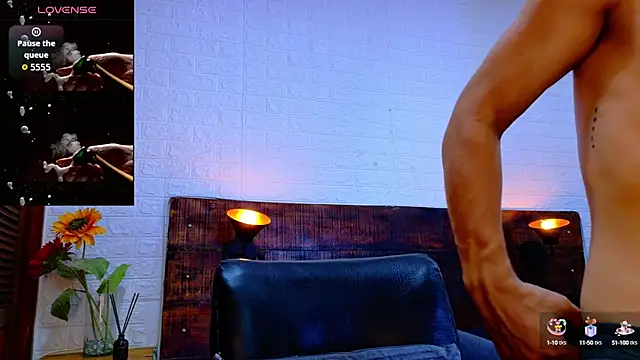 JhosuaVega online show from 10.28.25