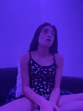 Snapshot of Zakiramym chatting on 10.29.25 Zakiramym online show from 10.29.25